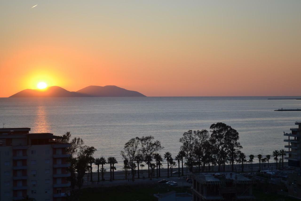 Seaview Bay Studio & Private Garage Vlorë Exterior foto